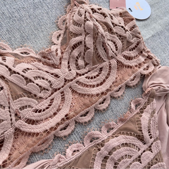 PilyQ lace bikini set NEW - Picture 11 of 14